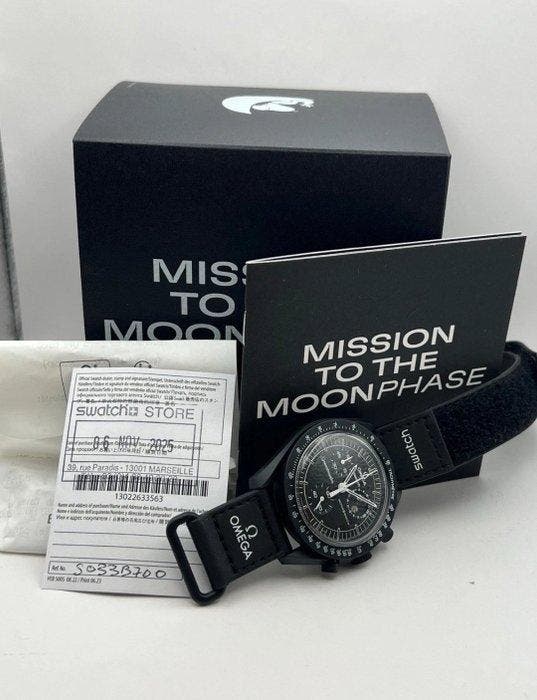 Omega x Swatch - MoonSwatch. Mission to the MoonPhase, Bijoux, Sacs & Beauté, Montres | Hommes