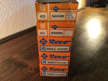 Roco H0 - 4250 S, 4253, 4254 - Wagon de passagers pour, Hobby en Vrije tijd, Nieuw
