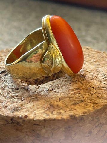 Ring - 18 karaat Geel goud Koraal, Nieuw