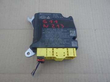 Mercedes W213 airbag sensor module 2139007220, Verzenden