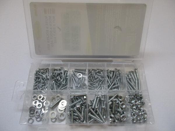 Veiling - Assortiment Bout en Moer 347-delig, Doe-het-zelf en Bouw, IJzerwaren en Bevestigingsmiddelen