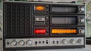 Grundig - Satellit 3000 Professional Multi-Band Portable