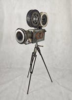 sculptuur, Pez metálico - 56 cm - Staal - 2026