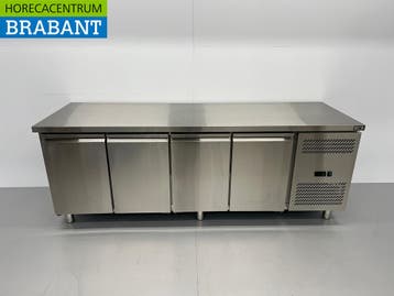Établi réfrigéré HCB en acier inoxydable 4 portes 223 cm, Verzenden