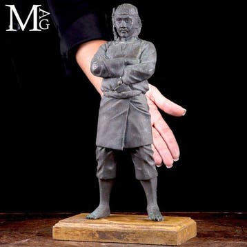 Expressieve beeld met bronzen patina - Japanse krijgerfiguur