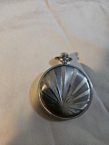 Montre de Poche à Heures Sautantes RARE – Suisse – Art Déco