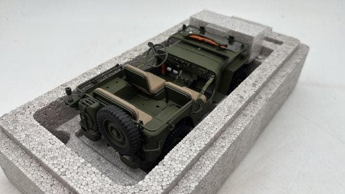 Autoart 1:18 - Modelauto - Jeep Willis - (cod.M23), Hobby & Loisirs créatifs, Voitures miniatures | 1:5 à 1:12