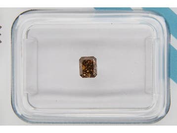 Veiling -  Natuurlijke diamant - Fancy diep geelbruin 0,30 c