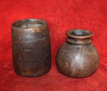 Set van 2 zeer oude LOTA: voedseldozen, theedozen en