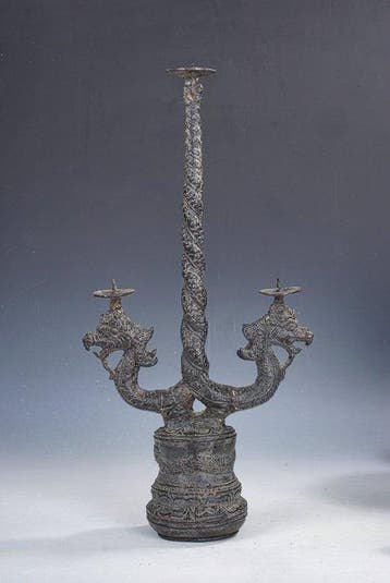 Kandelaber Indonesië • met twee Nagas, drie kaarsenschotels