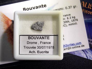 BOUVANTE Achondrite meteoriet - Hoogte: 10 mm - Breedte: 7