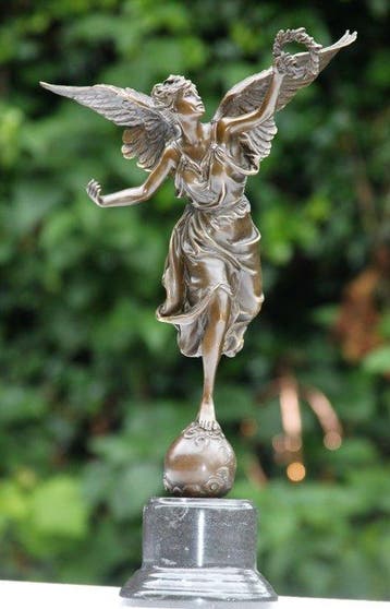 Sculpture dextérieur, winged victory - 41 cm - bronze et