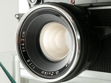 Olympus Olympus-S with G.Zuiko 42mm f1.8, Leathercase, Nieuw