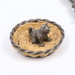 Miniatuur kroonluchter, spiegel en kat in mand - Beeldje (3), Antiek en Kunst