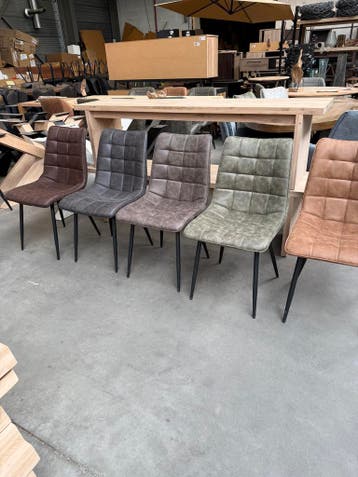 Lucille eetkamerstoel, vier kleuren (nieuw, outlet), Nieuw, Stof
