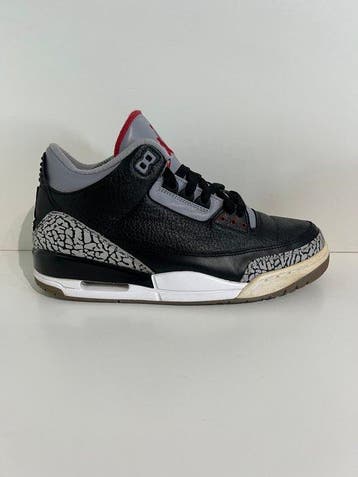 Nike - Air Jordan 3 Retro - Sneakers - Maat: EU 42, Nieuw