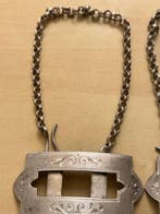 Ensemble de toilette (2) - Argent 833 - Étiquettes de, Antiquités & Art