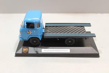 AM.71 1:43 - Voiture miniature - Renault Saviem SG2 Service
