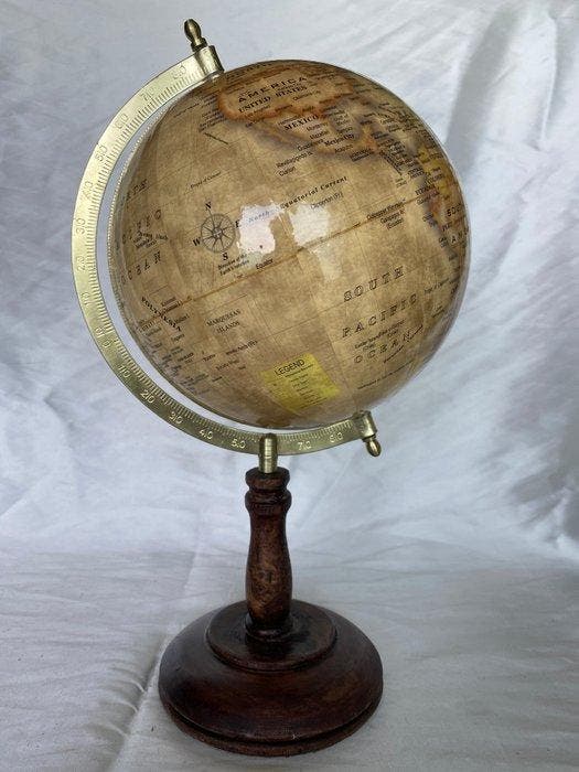 Globe - Vintage 39 cm hoog. - 2000-2010, Antiek en Kunst, Curiosa en Brocante
