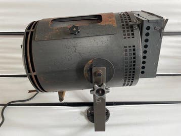 Reiche & Vogel Berlin Leuchtkunsten - Lamp - H2000