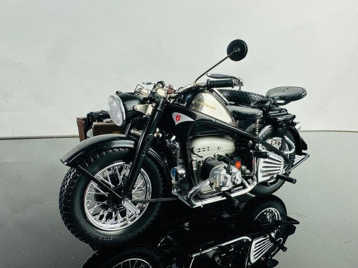Schuco 1:10 - Model motorfiets - Zundapp KS750 - 1941 -, Hobby & Loisirs créatifs, Voitures miniatures | 1:5 à 1:12