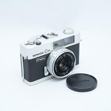 Konica C35 Flashmatic Analoge camera