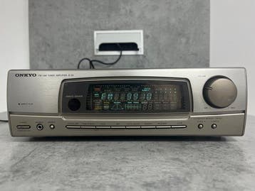 Onkyo - R-30 Quartz Synthesized Solid state stereo receiver, Nieuw
