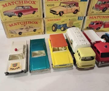 Matchbox 1:64 - Modelauto (7) - Ford Police (55) Lincoln