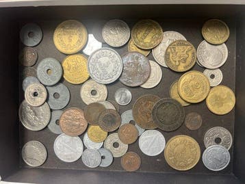 Wereld. Collection of coins incl. resplicas Lot varié de