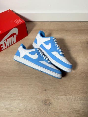 Nike - Sneakers - Maat: EU 43 - Nieuw met tags