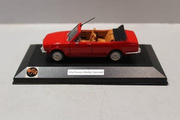 AM.71 1:43 - Voiture miniature - Alfa-Romeo Alfetta