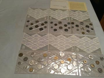 Italië. Lotto 10 Serie Divisionali 1980-1984 - incluso 1980