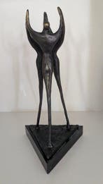 Beeldje - Drie dansende figuren - Gepatineerd brons