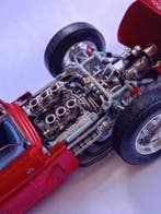 CMC 1:18 - Modèle réduit - Ferrari dino 156 f1 sharknose, Nieuw