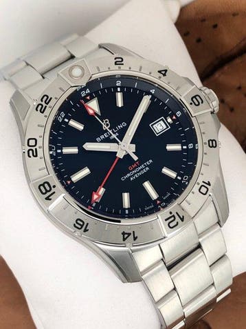Breitling - Avenger Automatic GMT 44 - Sans prix de réserve