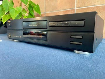 TEAC - CD-P3500 Lecteur de CD
