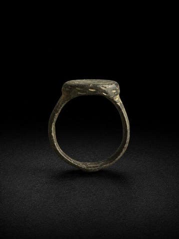 Islamitisch Brons Ring - 10e tot 13e eeuw na Christus.