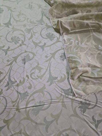 Tissu précieux pour rideaux au motif floral - Textile - 380