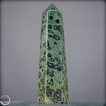 Unieke Kambaba-jaspis – De Obelisk van rust en aarding-