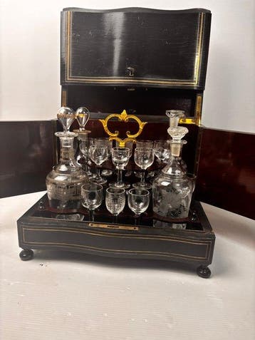 cave a liqueur Napoléon III - Drankkast - Perenhout