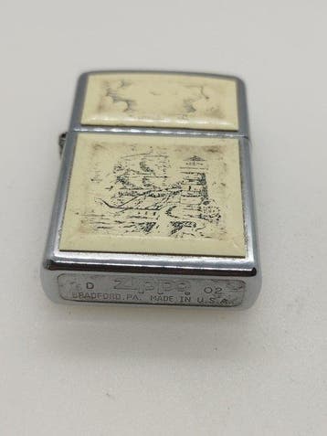 Zippo scrimshaw Ship 2002 - Zonder minimumprijs - Aansteker, Verzamelen, Nieuw