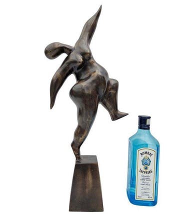 Sculpture, after Botero - sculptuur, A modernist bronze - 53