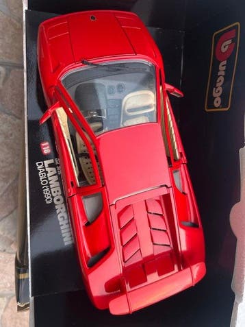 Bburago 1:18 - Modelauto - Lamborghini Diablo (1990)