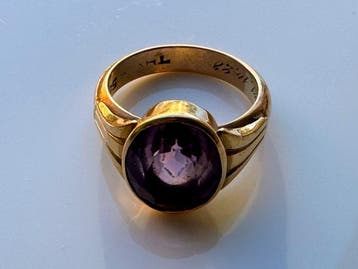 Ring - 14 karaat Geel goud - 2.86ct. tw. Amethist, Nieuw