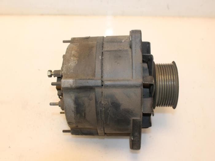 Dynamo Mercedes 614 O77543, Autos : Pièces & Accessoires, Moteurs & Accessoires