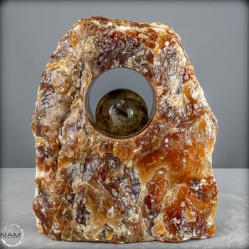 Calciet-waterfontein uit Pakistan met draaiende, Collections