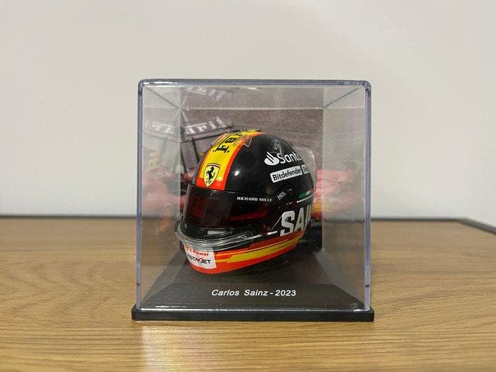 Spark 1:5 - Voiture miniature - Carlos Sainz - Ferrari - GP, Hobby & Loisirs créatifs, Voitures miniatures | 1:5 à 1:12