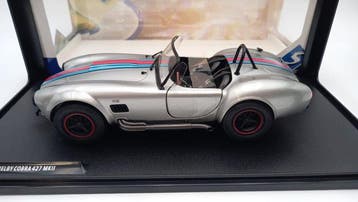 Solido 1:18 - Modelauto - Shelby Cobra 427 MKII 1965 -
