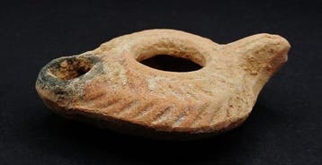 Laat-Romeins / Vroeg-Byzantijns Terracotta olielamp - 92 mm