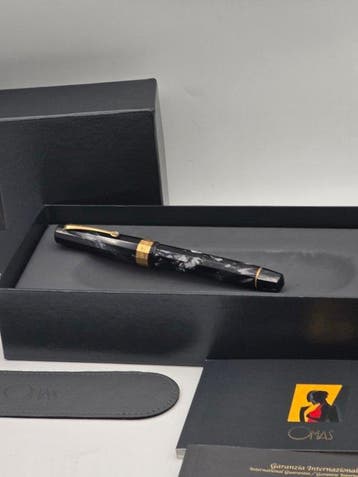 Omas - OMAS paragon limited edition the cinema - Vulpen, Verzamelen, Nieuw
